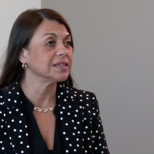 María Soledad Cisternas Reyes est en train de parler